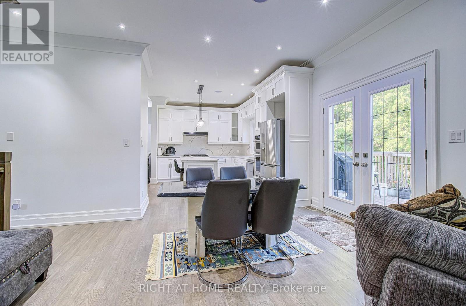 67 Scarborough Heights Boulevard, Toronto, Ontario  M1M 2V5 - Photo 42 - E13521506