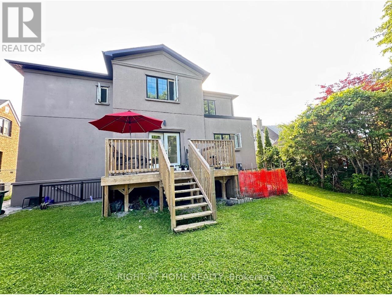 67 Scarborough Heights Boulevard, Toronto, Ontario  M1M 2V5 - Photo 9 - E13521506
