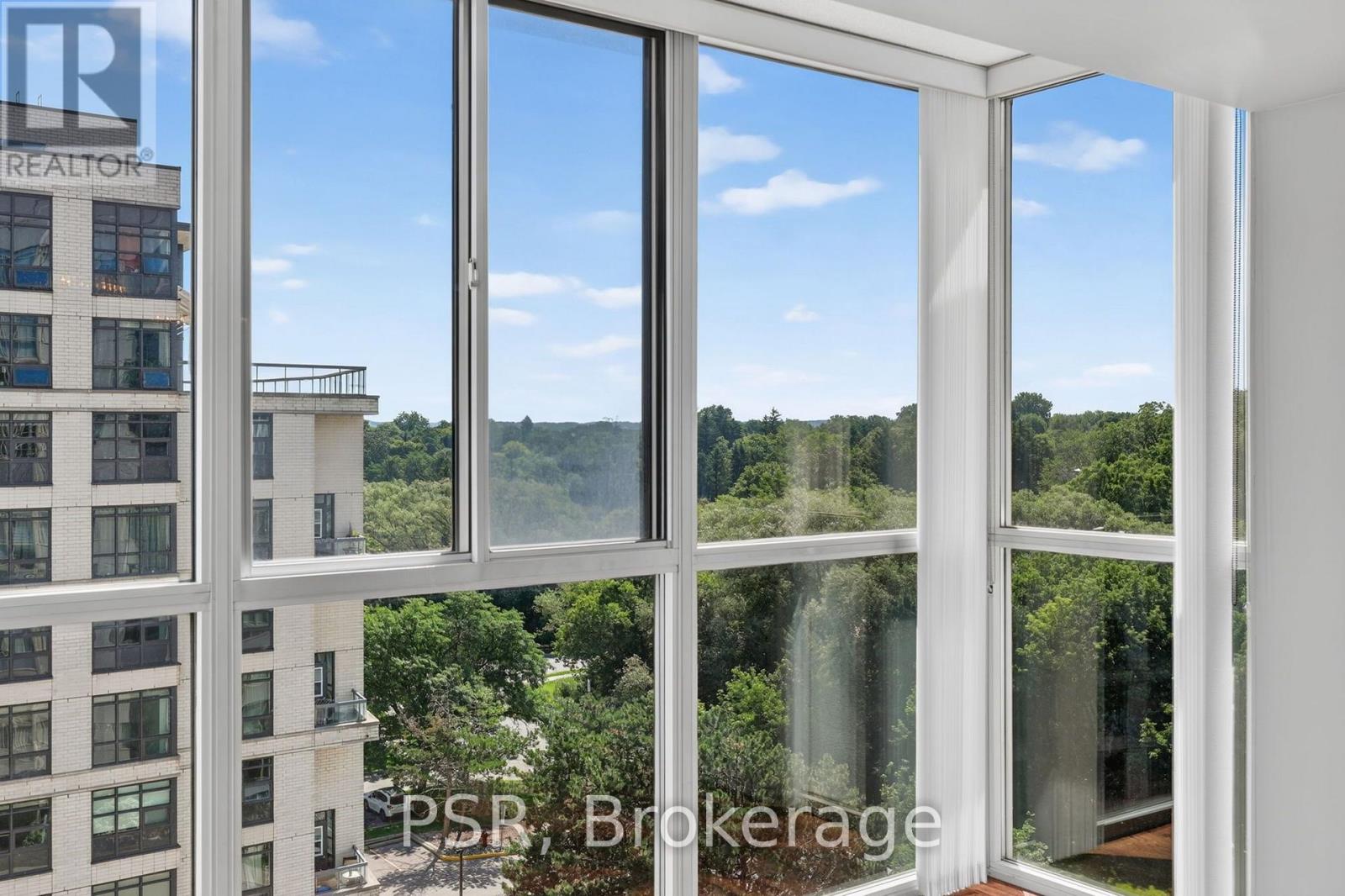 806 - 270 Davis Drive, Newmarket (Central Newmarket), Ontario  L3Y 8K2 - Photo 15 - N13574502