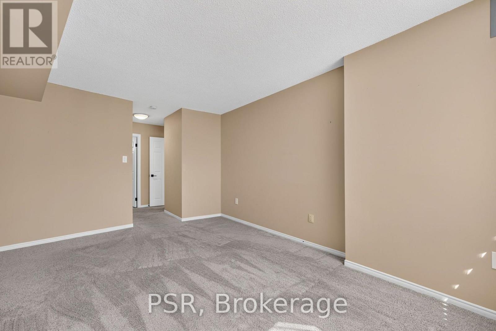 806 - 270 Davis Drive, Newmarket (Central Newmarket), Ontario  L3Y 8K2 - Photo 22 - N13574502