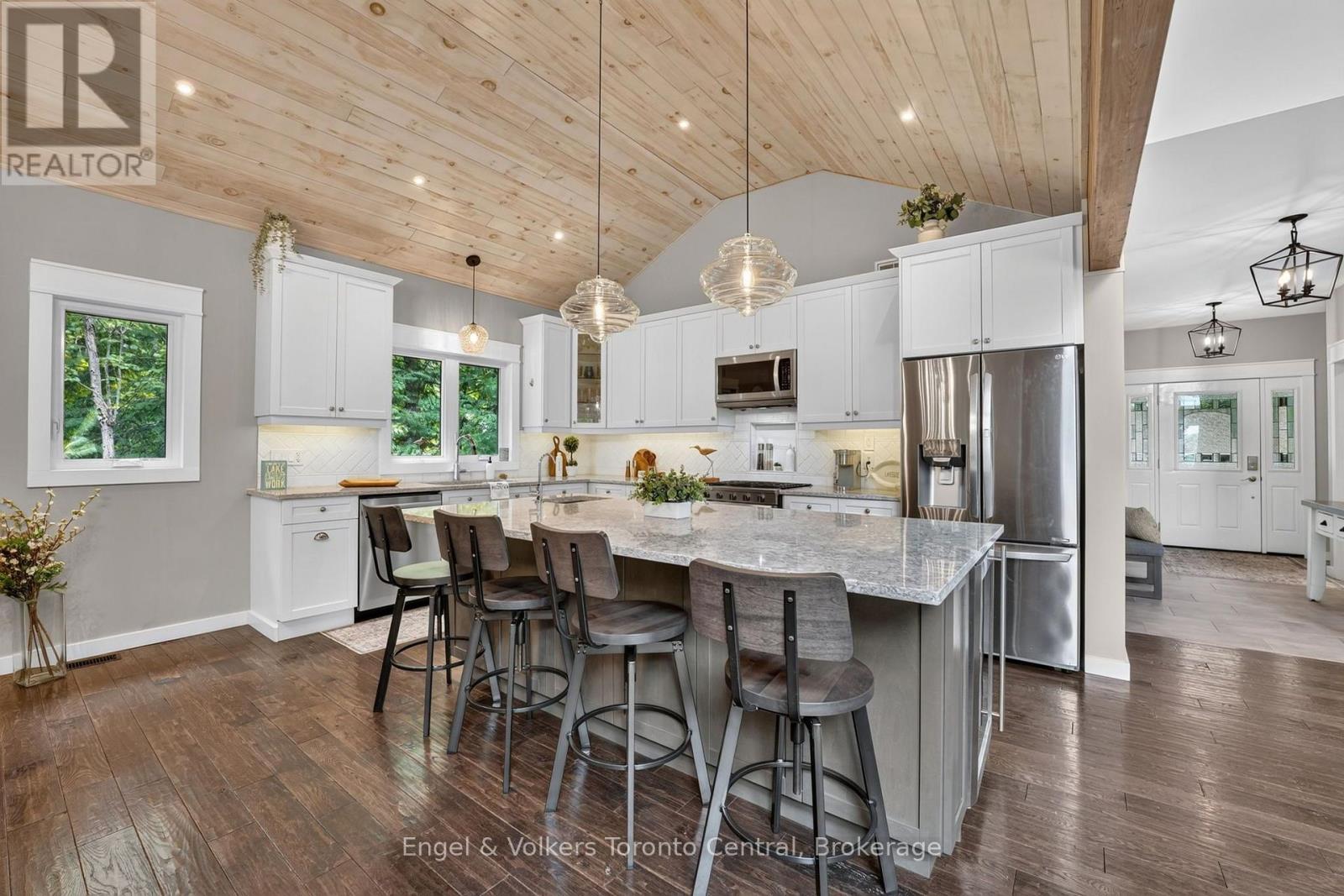 1076 Healey Lake Road, Bracebridge, Ontario  P1L 1X3 - Photo 12 - X13574482