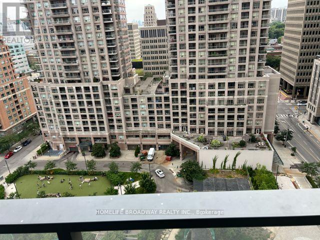 1306 - 11 Wellesley Street W, Toronto (Bay Street Corridor), Ontario  M4Y 1E8 - Photo 11 - C13574480