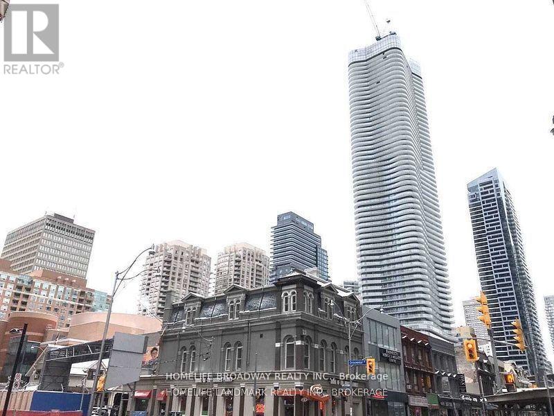 1306 - 11 Wellesley Street W, Toronto (Bay Street Corridor), Ontario  M4Y 1E8 - Photo 2 - C13574480