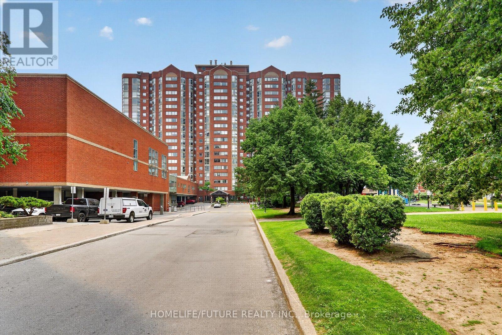 708 - 2460 Eglinton Avenue E, Toronto (Eglinton East), Ontario  M1K 5J7 - Photo 2 - E13574464