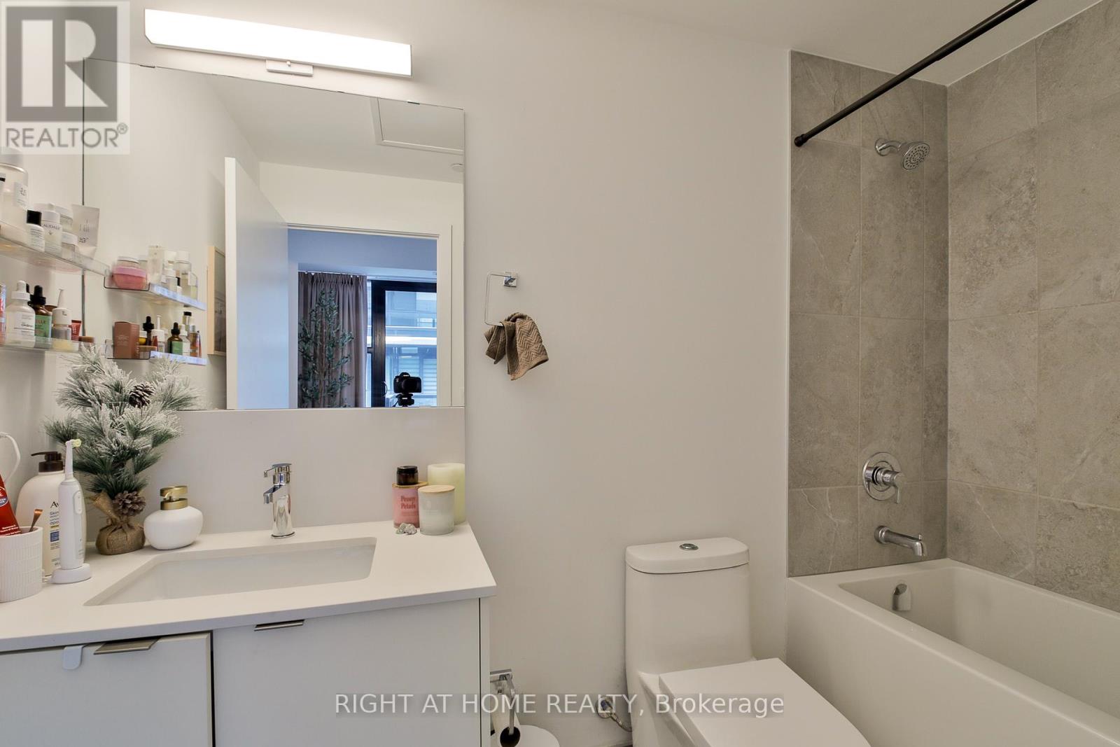 428 - 1612 Charles Street, Whitby (Port Whitby), Ontario  L1N 1B9 - Photo 14 - E13574510