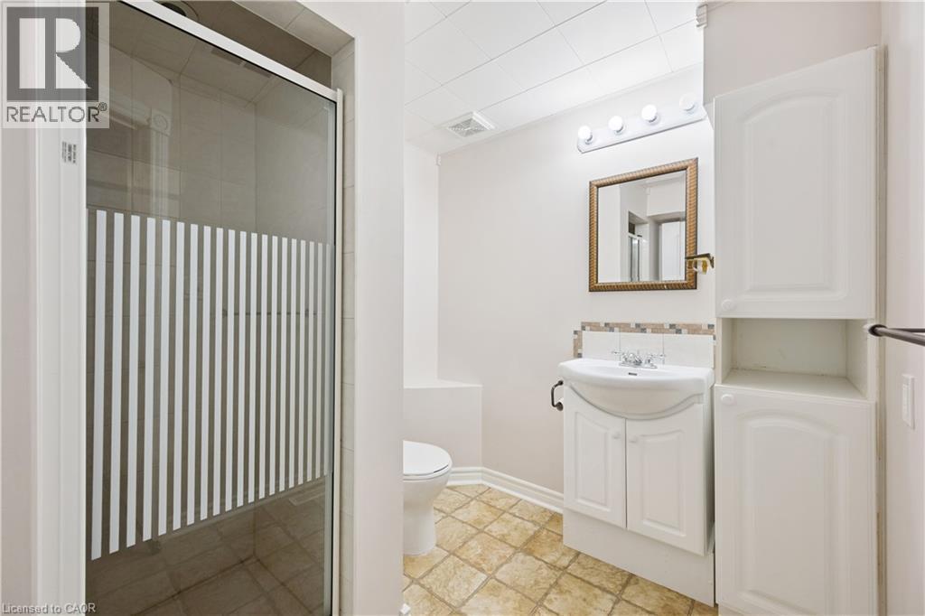 350 Doon Valley Drive Unit# 3e, Kitchener, Ontario  N2P 2M9 - Photo 24 - 40839226