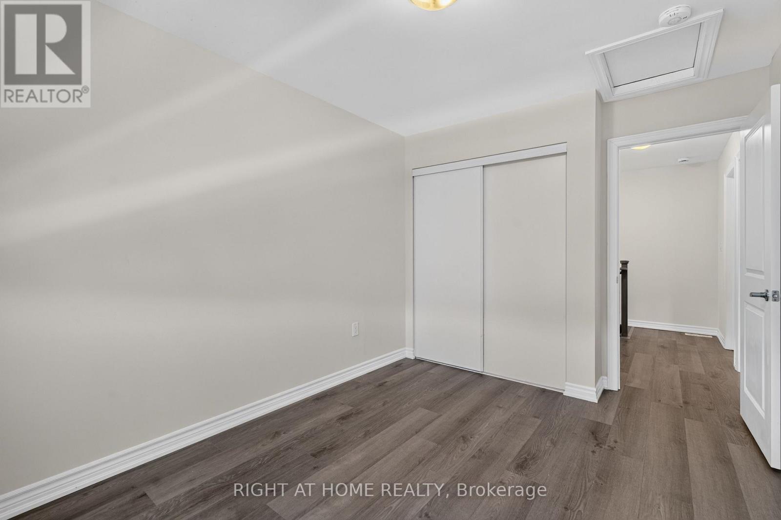 9 Silo Mews, Barrie, Ontario  L9J 0V4 - Photo 29 - S13574456