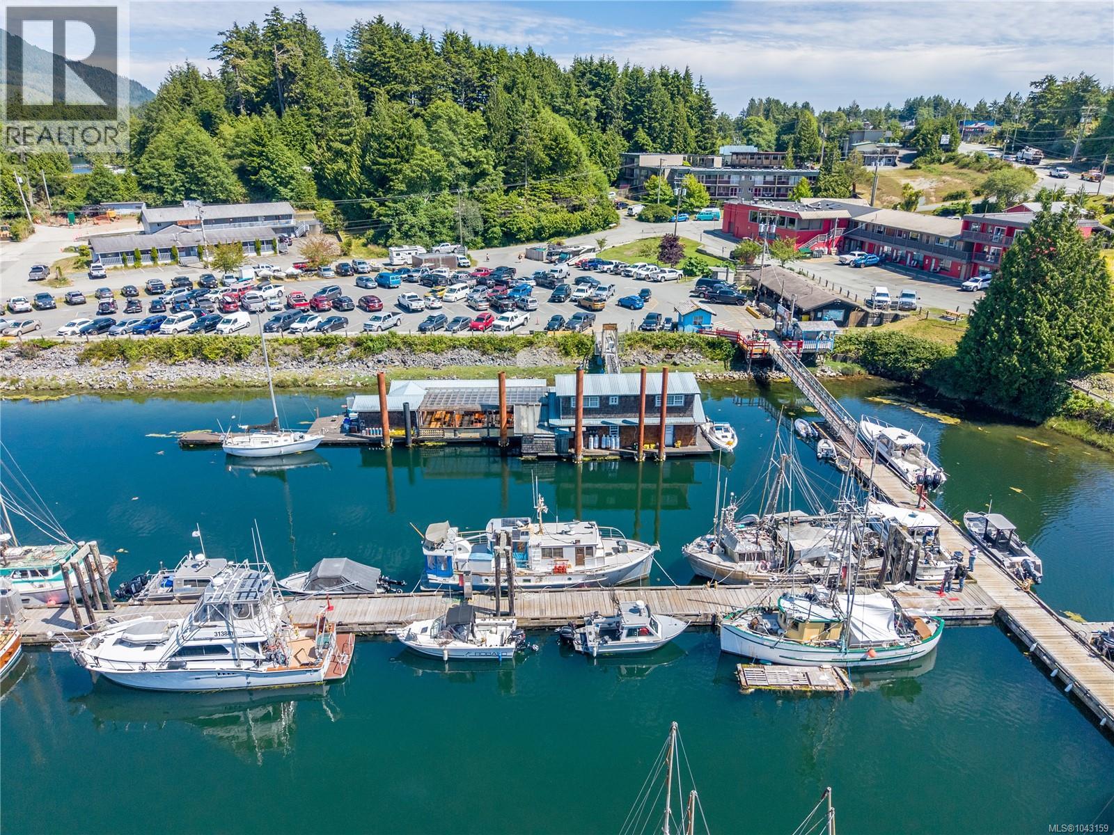 200 Hemlock St, Ucluelet, British Columbia