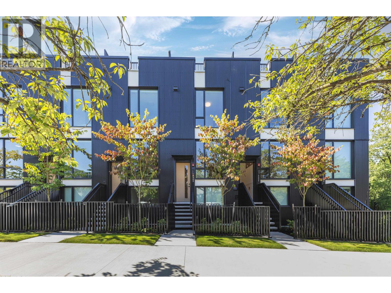 2408 E 12th Avenue, Vancouver, British Columbia  V5N 0E3 - Photo 2 - R3147278