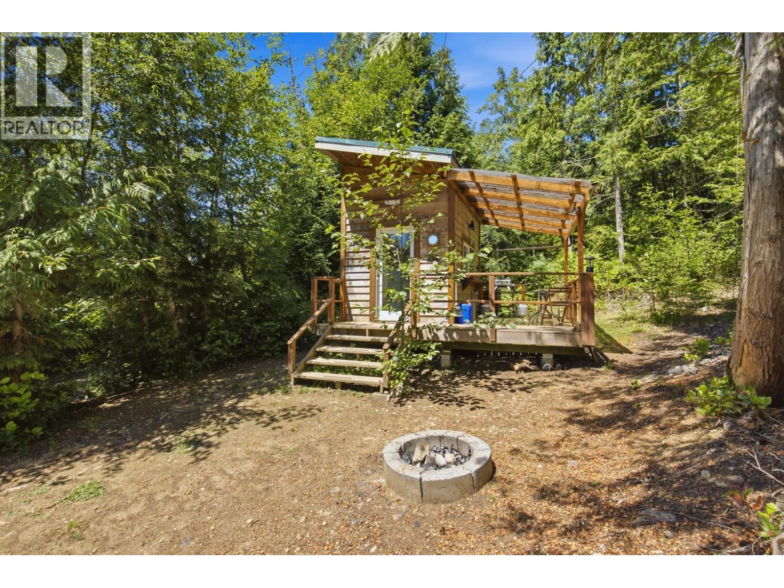 9340 Stephens Way, Halfmoon Bay, British Columbia V7Z 1G9 - Photo 26 - R3118637