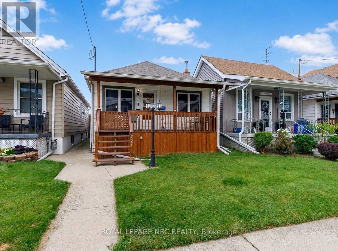 237 PALING AVENUE, Hamilton (Homeside)
