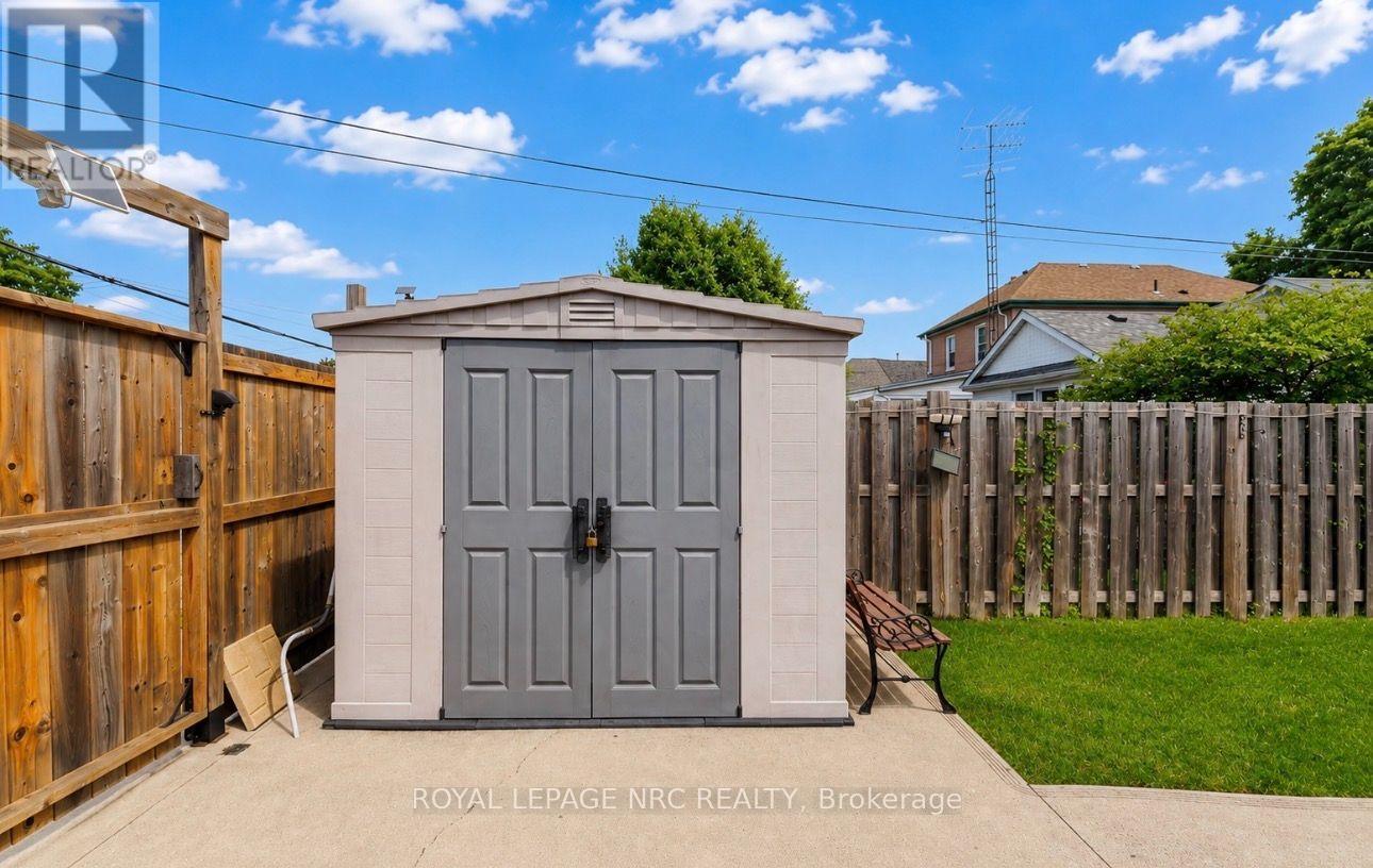 237 Paling Avenue, Hamilton (Homeside), Ontario  L8H 5J8 - Photo 9 - X13574646