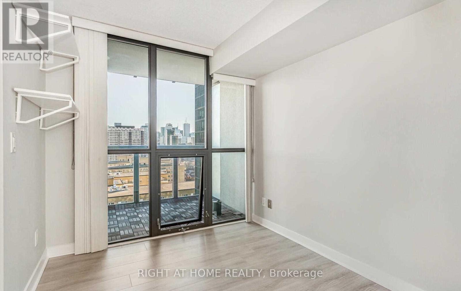 1702 - 110 Charles Street E, Toronto, Ontario M4Y 1T5 - Photo 19 - C13574598