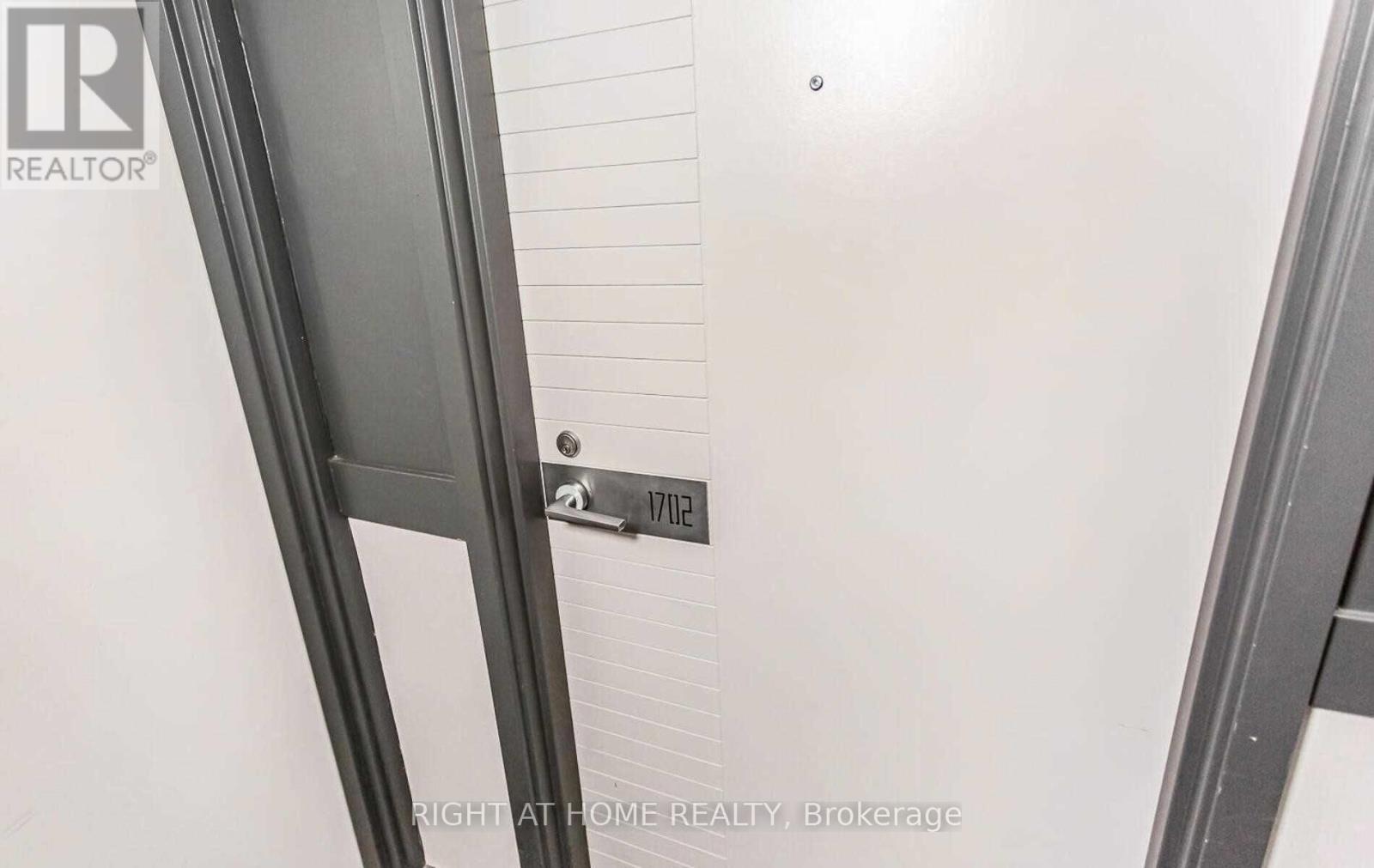 1702 - 110 Charles Street E, Toronto, Ontario M4Y 1T5 - Photo 7 - C13574598