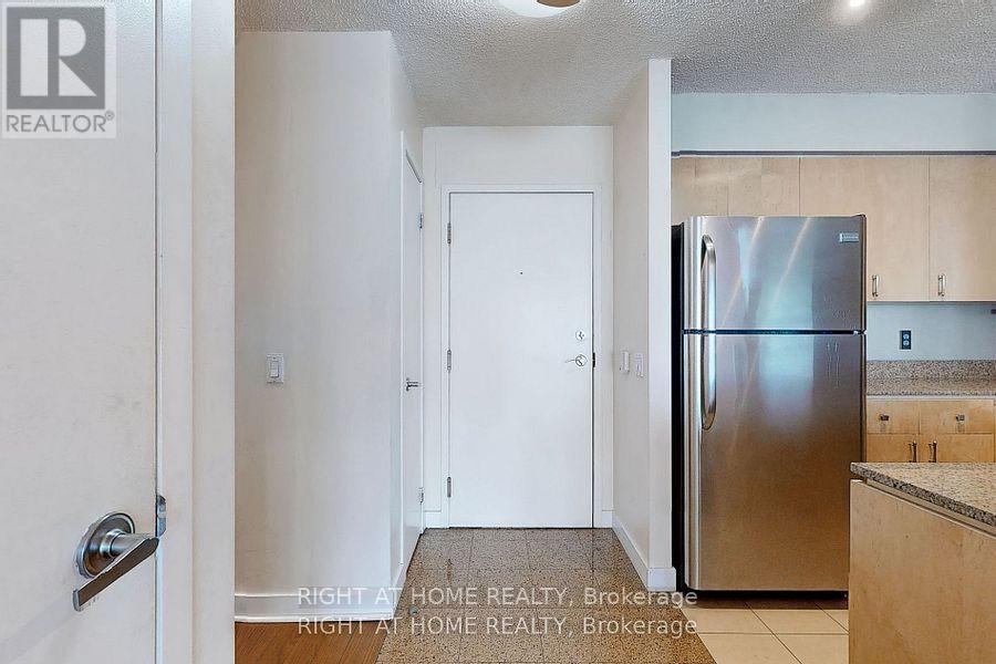 2808 - 373 Front Street W, Toronto (Waterfront Communities), Ontario  M5V 3R7 - Photo 9 - C13574660