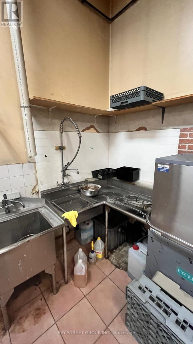 Unit 4 - 72 Steeles Avenue W, Vaughan (Crestwood-Springfarm-Yorkhill), Ontario  L4J 1A1 - Photo 18 - N13574608