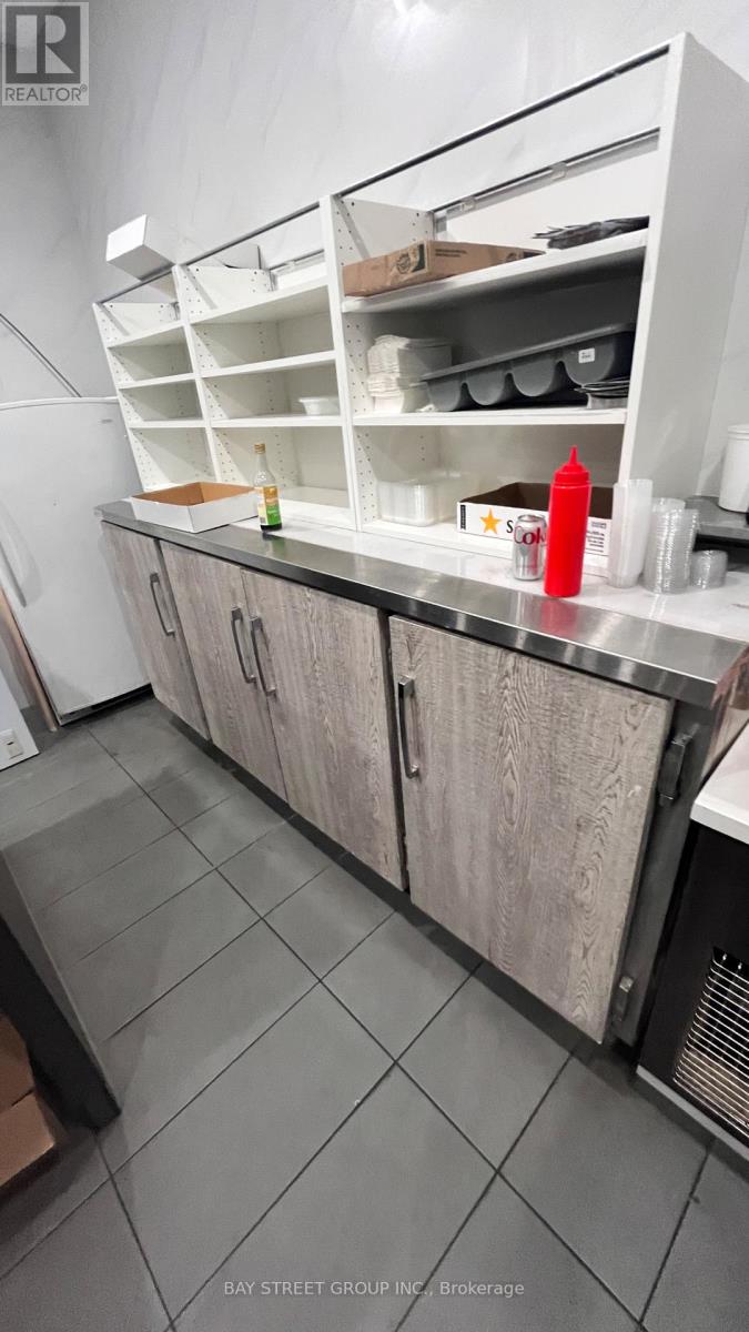 Unit 4 - 72 Steeles Avenue W, Vaughan (Crestwood-Springfarm-Yorkhill), Ontario  L4J 1A1 - Photo 27 - N13574608