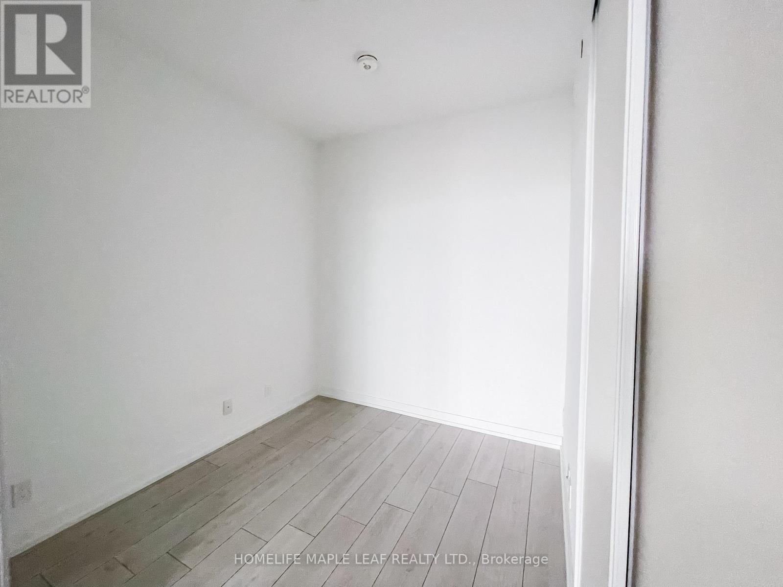 2215 - 950 Portage Parkway, Vaughan, Ontario  L4K 0J7 - Photo 7 - N13574664