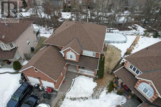 43 Carley Crescent, Barrie (Painswick South), Ontario  L4N 0M8 - Photo 4 - S13574616