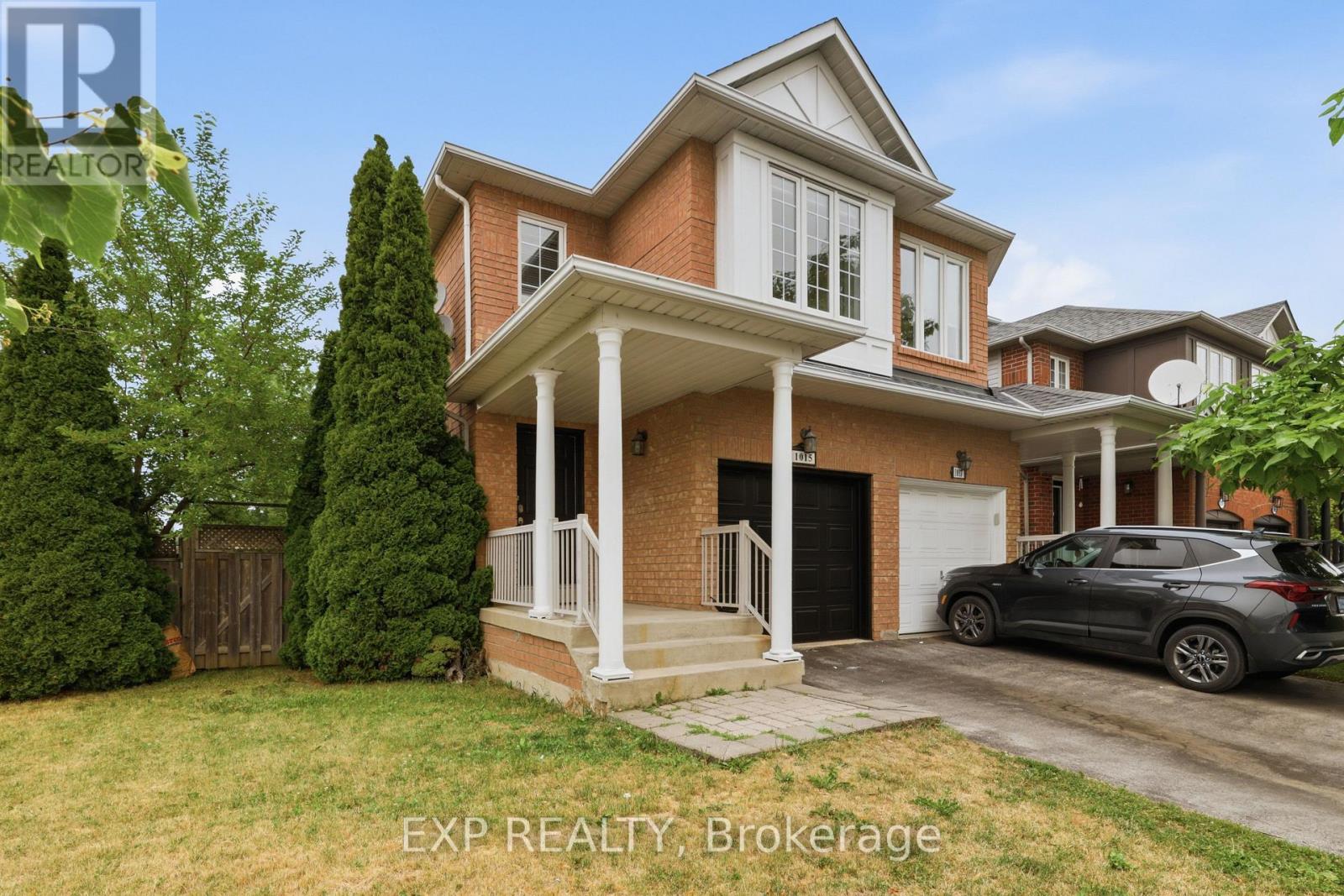 1015 Borden Lane, Milton (De Dempsey), Ontario  L9T 5N9 - Photo 2 - W13574612