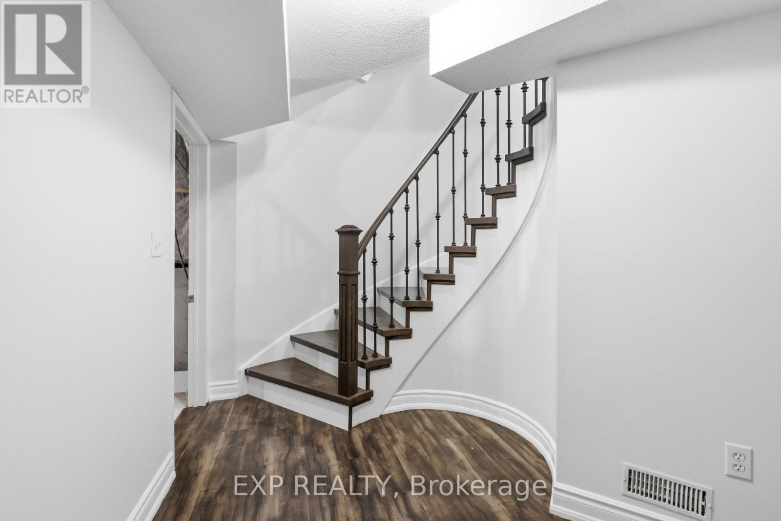 1015 Borden Lane, Milton (De Dempsey), Ontario  L9T 5N9 - Photo 35 - W13574612