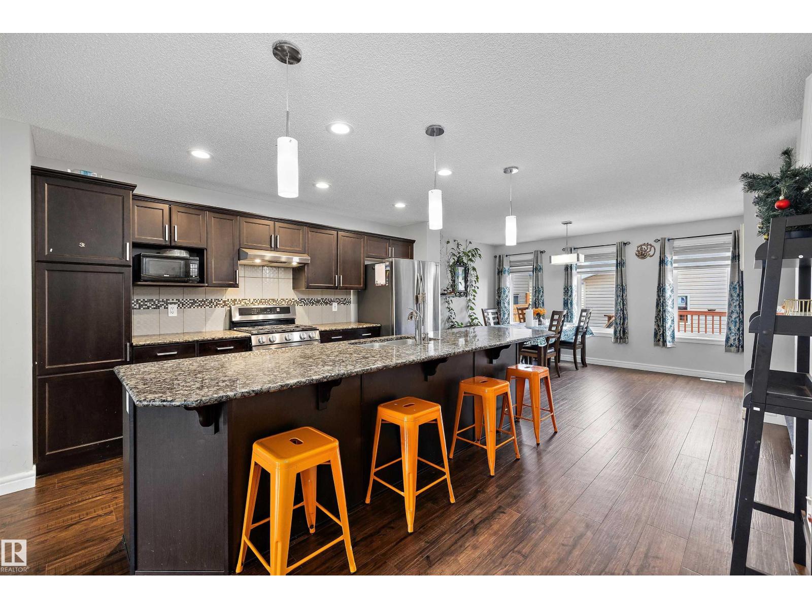 1563 Tamarack Bv NW, Edmonton, Alberta  T6T 2E2 - Photo 8 - E4499351