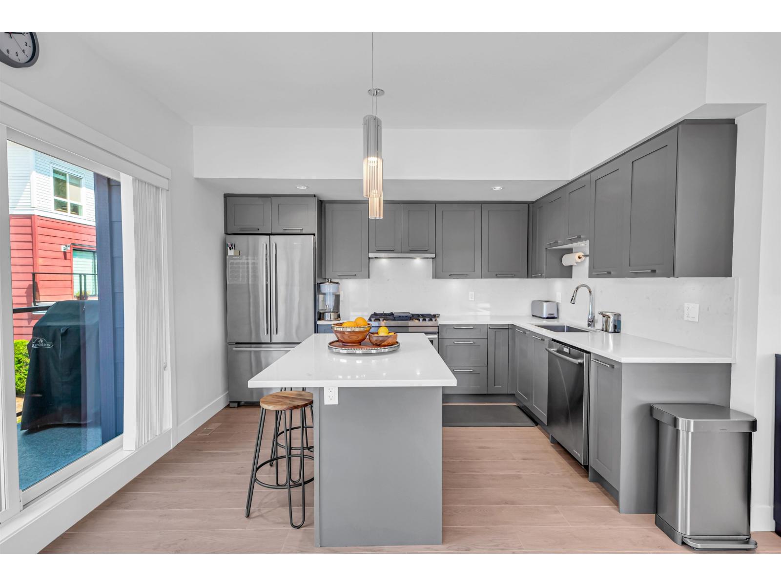 231 2218 Oak Meadows Drive, Surrey, British Columbia  V3S 0L8 - Photo 14 - R3147213