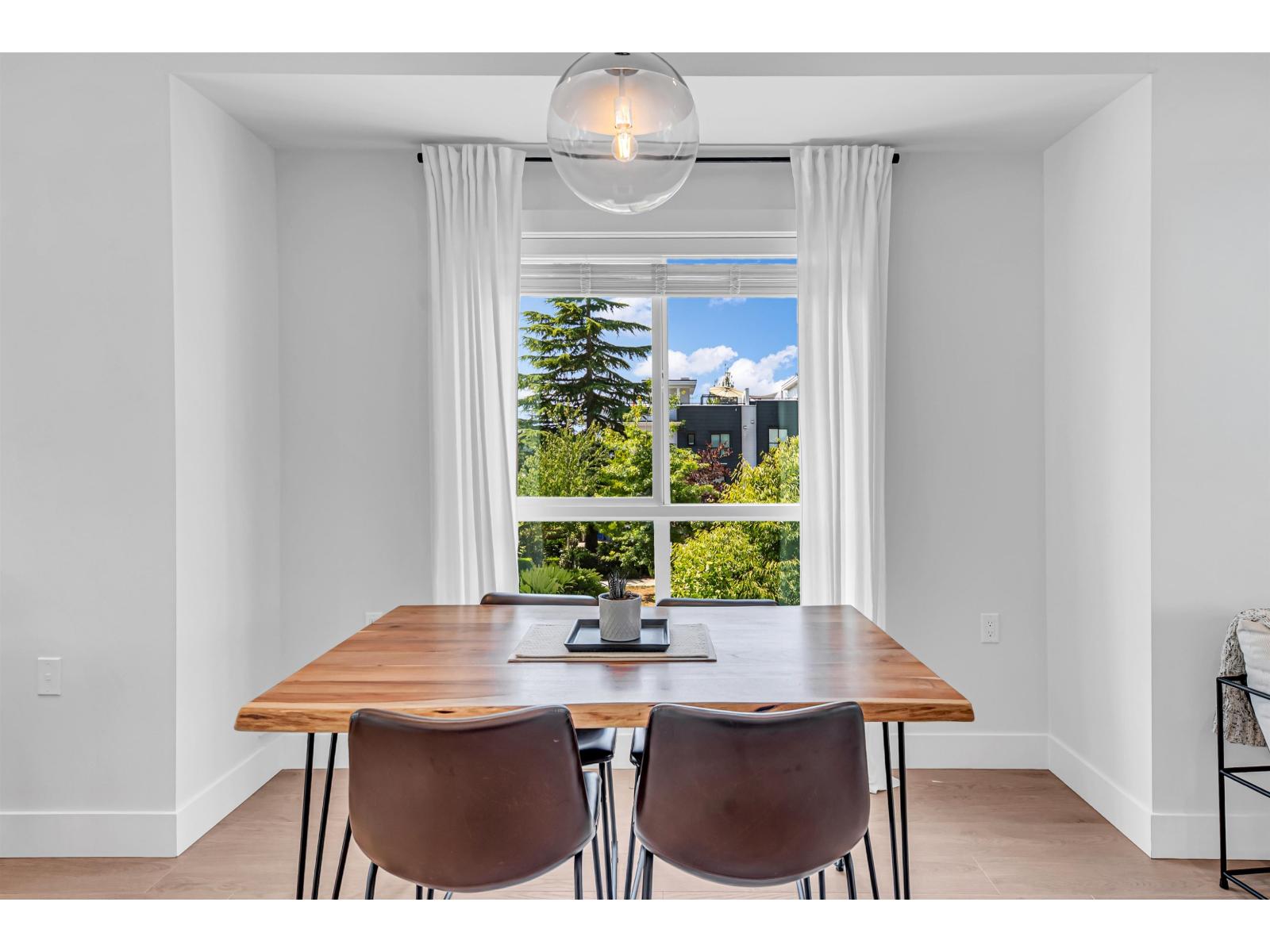 231 2218 Oak Meadows Drive, Surrey, British Columbia  V3S 0L8 - Photo 11 - R3147213