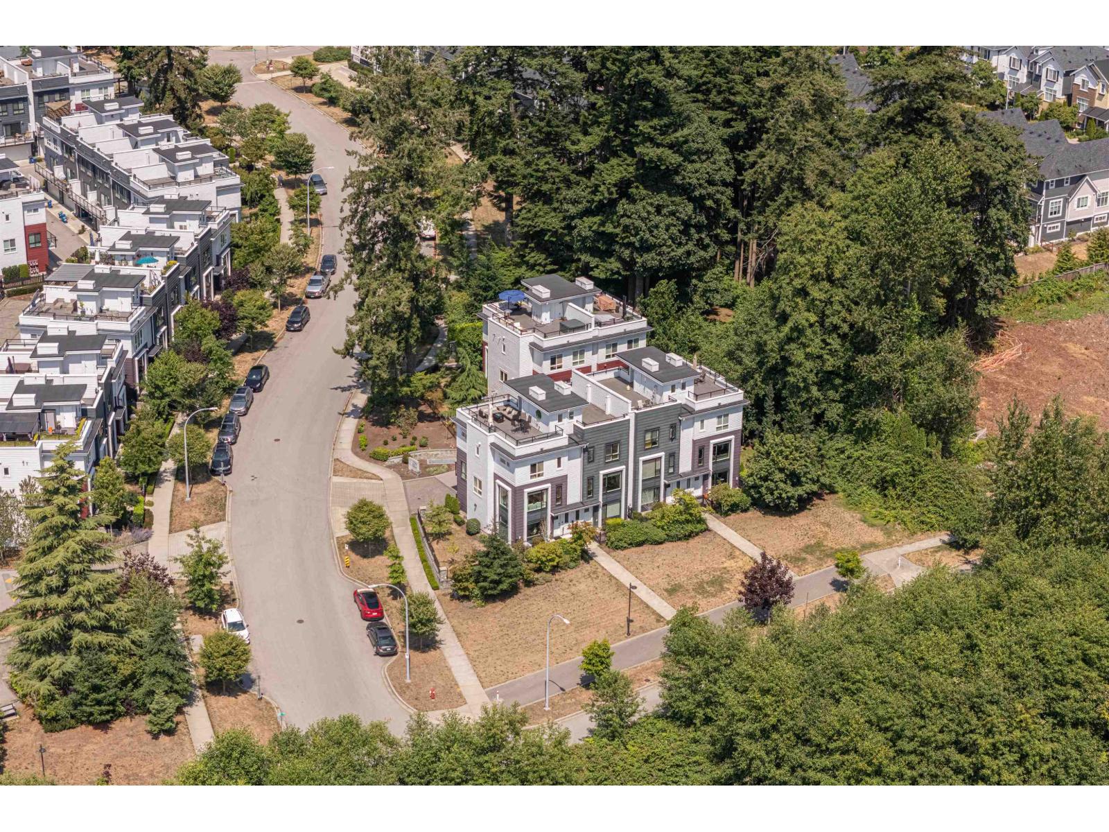 231 2218 Oak Meadows Drive, Surrey, British Columbia  V3S 0L8 - Photo 5 - R3147213