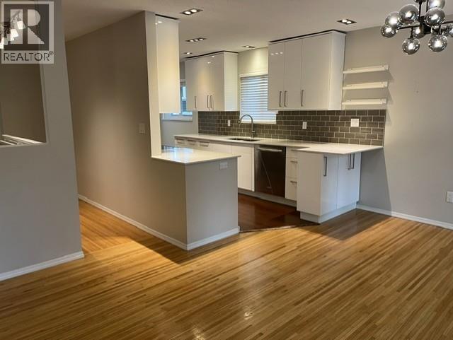 Upper 3444 Church, North Vancouver, British Columbia  V7K 2L4 - Photo 4 - R3147331