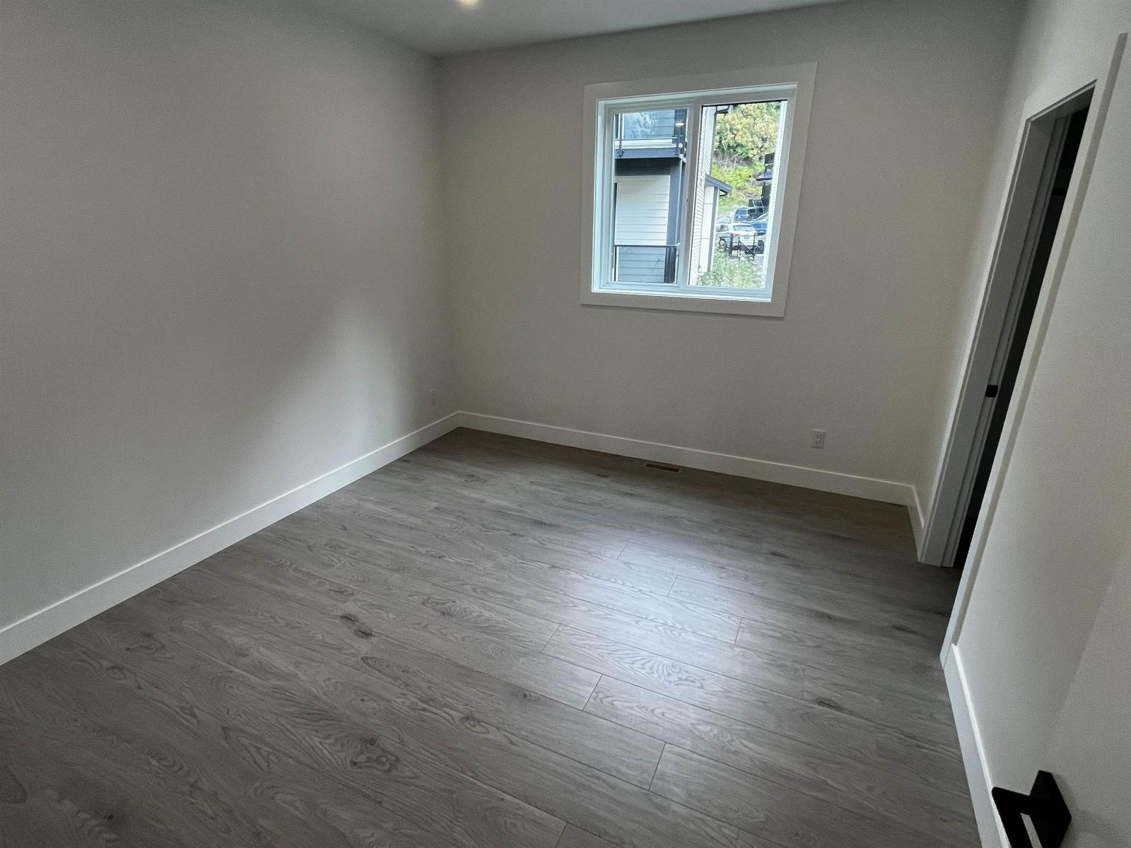 8447 FOREST GATE DRIVE|Eastern Hillsides — photo 16