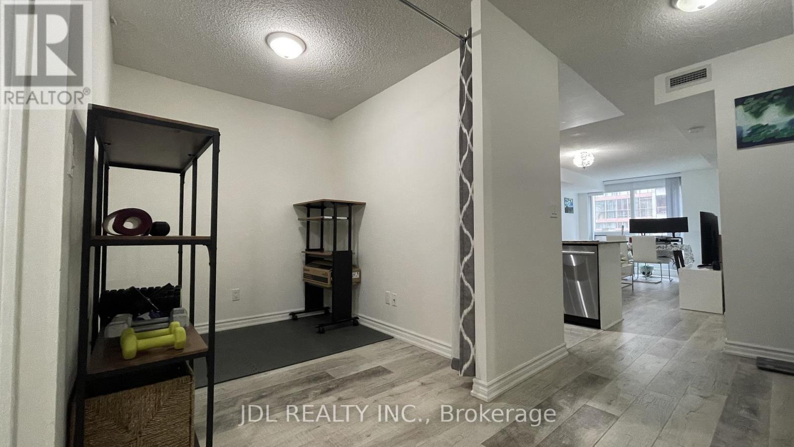 310 - 761 Bay Street, Toronto (Bay Street Corridor), Ontario  M5G 2R2 - Photo 4 - C13574736