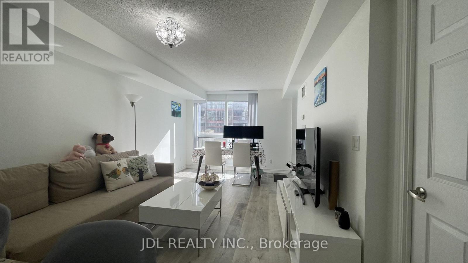 310 - 761 Bay Street, Toronto (Bay Street Corridor), Ontario  M5G 2R2 - Photo 6 - C13574736