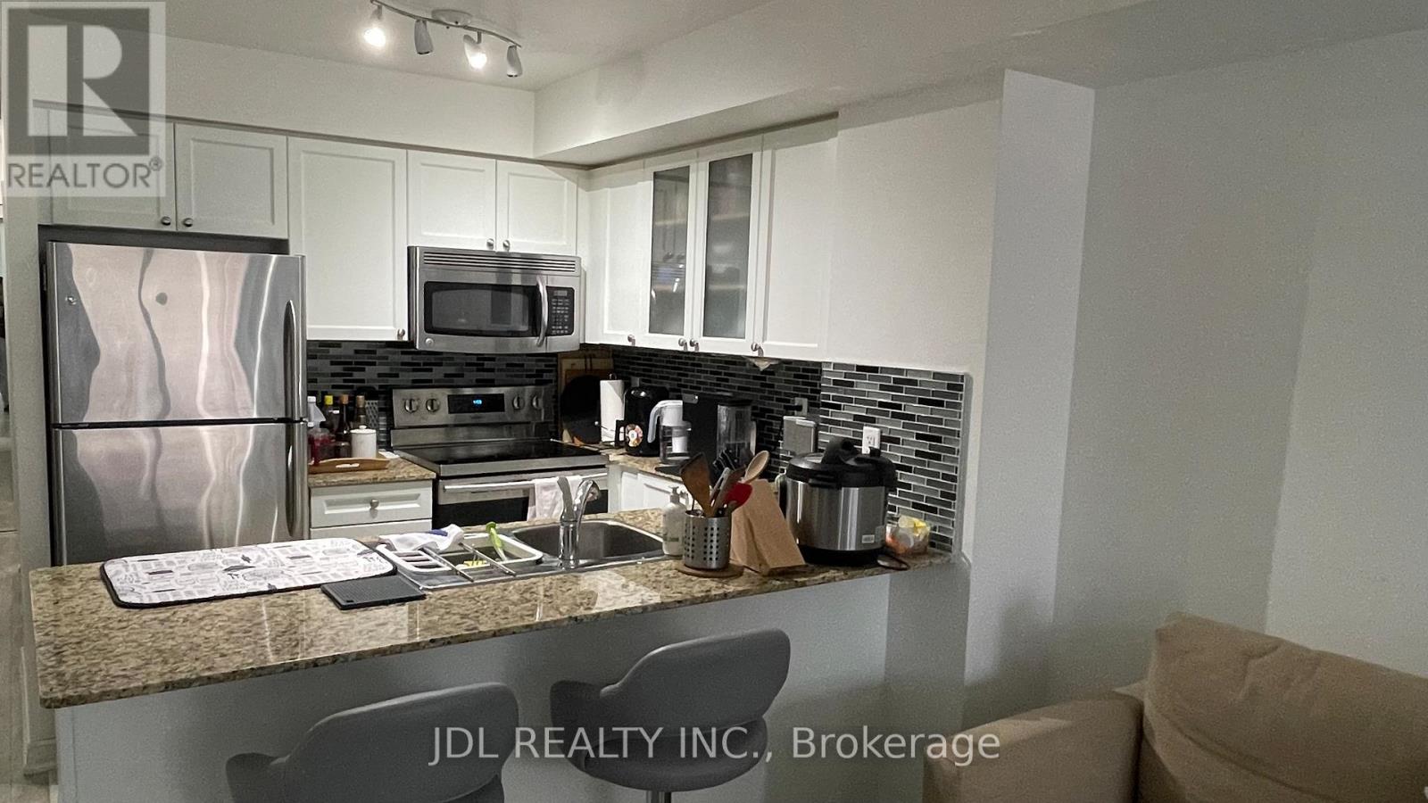 310 - 761 Bay Street, Toronto (Bay Street Corridor), Ontario  M5G 2R2 - Photo 7 - C13574736
