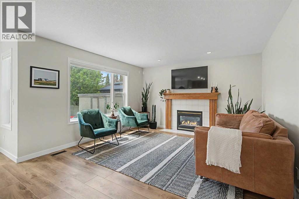105 Chaparral Court Se, Calgary, Alberta  T2X 3L6 - Photo 8 - A2326423