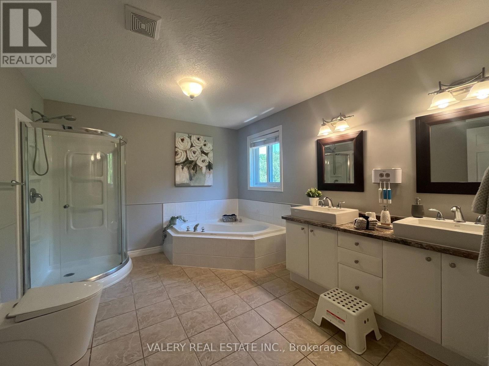 70 Doonmills Drive, Kitchener, Ontario  N2P 2X3 - Photo 25 - X13563812