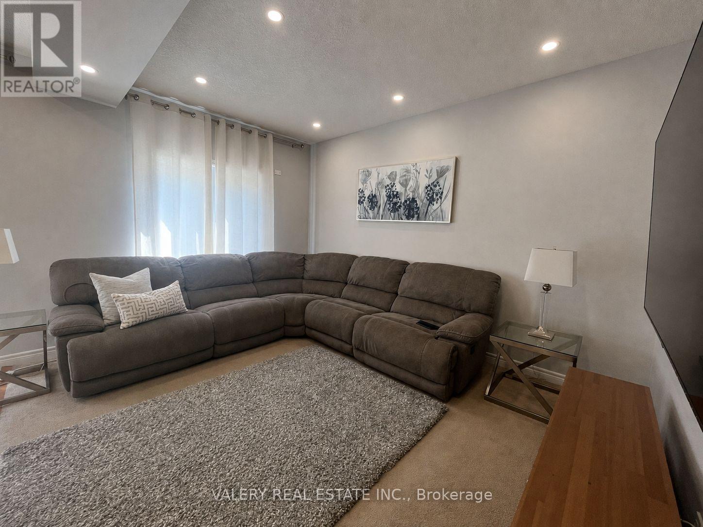 70 Doonmills Drive, Kitchener, Ontario  N2P 2X3 - Photo 35 - X13563812