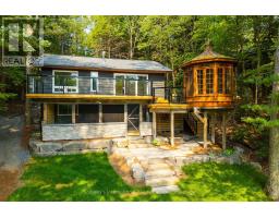 1023 STRACHAN POINT ROAD, Muskoka Lakes, Ontario
