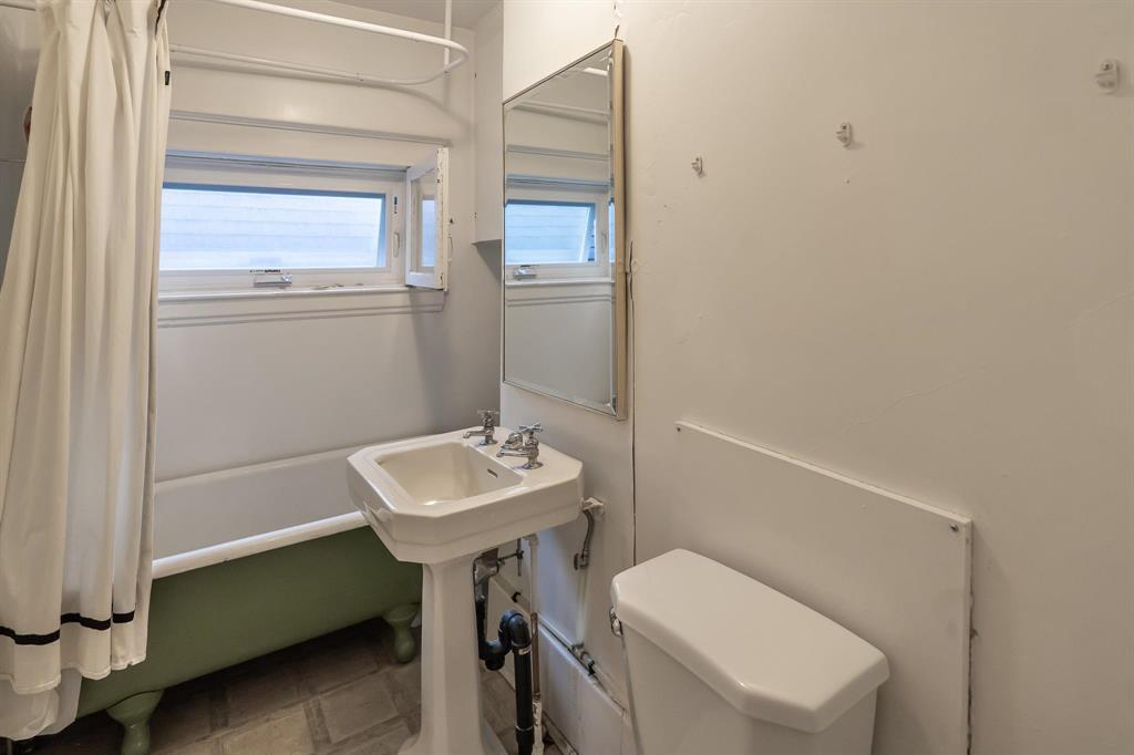 455 Des Meurons Street, Winnipeg, Manitoba  R2H 2P3 - Photo 22 - 202612884
