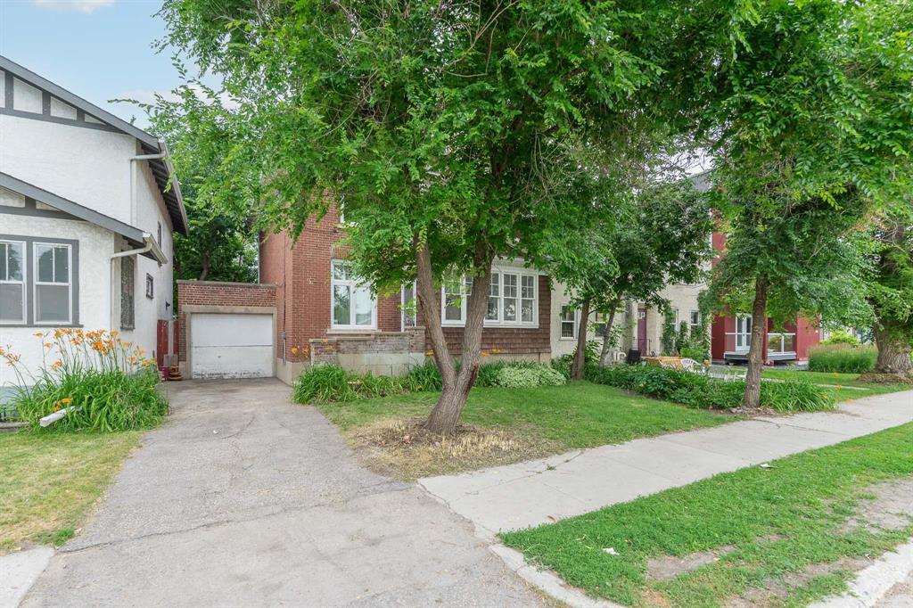 455 Des Meurons Street, Winnipeg, Manitoba  R2H 2P3 - Photo 2 - 202612884