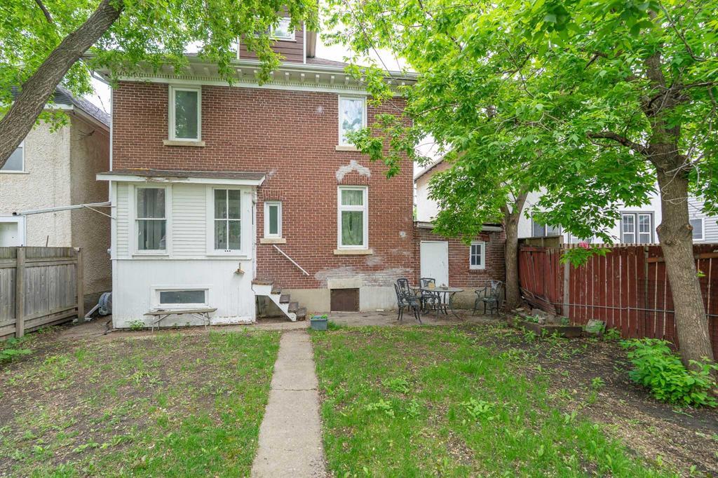 455 Des Meurons Street, Winnipeg, Manitoba  R2H 2P3 - Photo 43 - 202612884