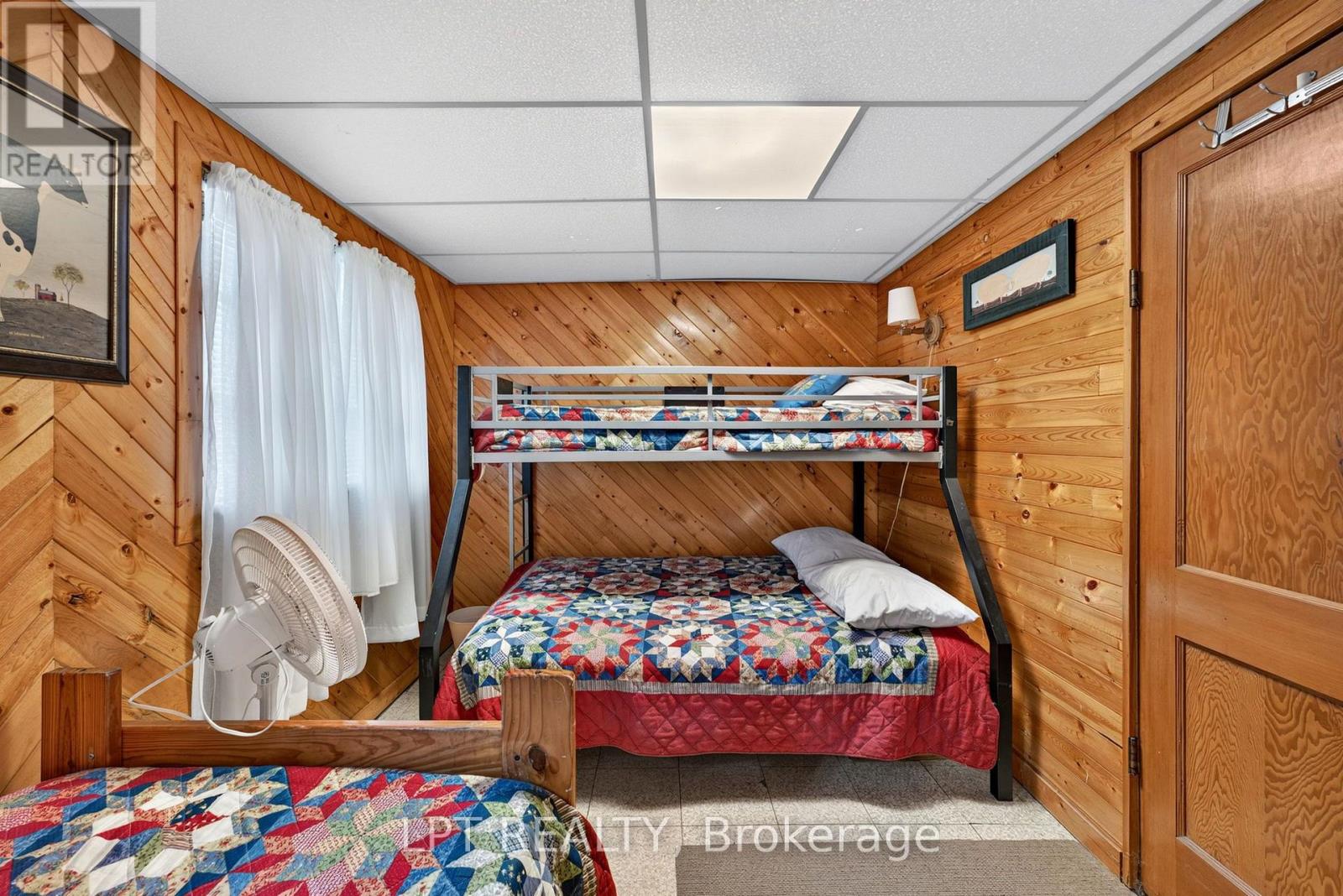 30 Woodward Avenue, Lambton Shores, Ontario  N0M 1T0 - Photo 17 - X13574828