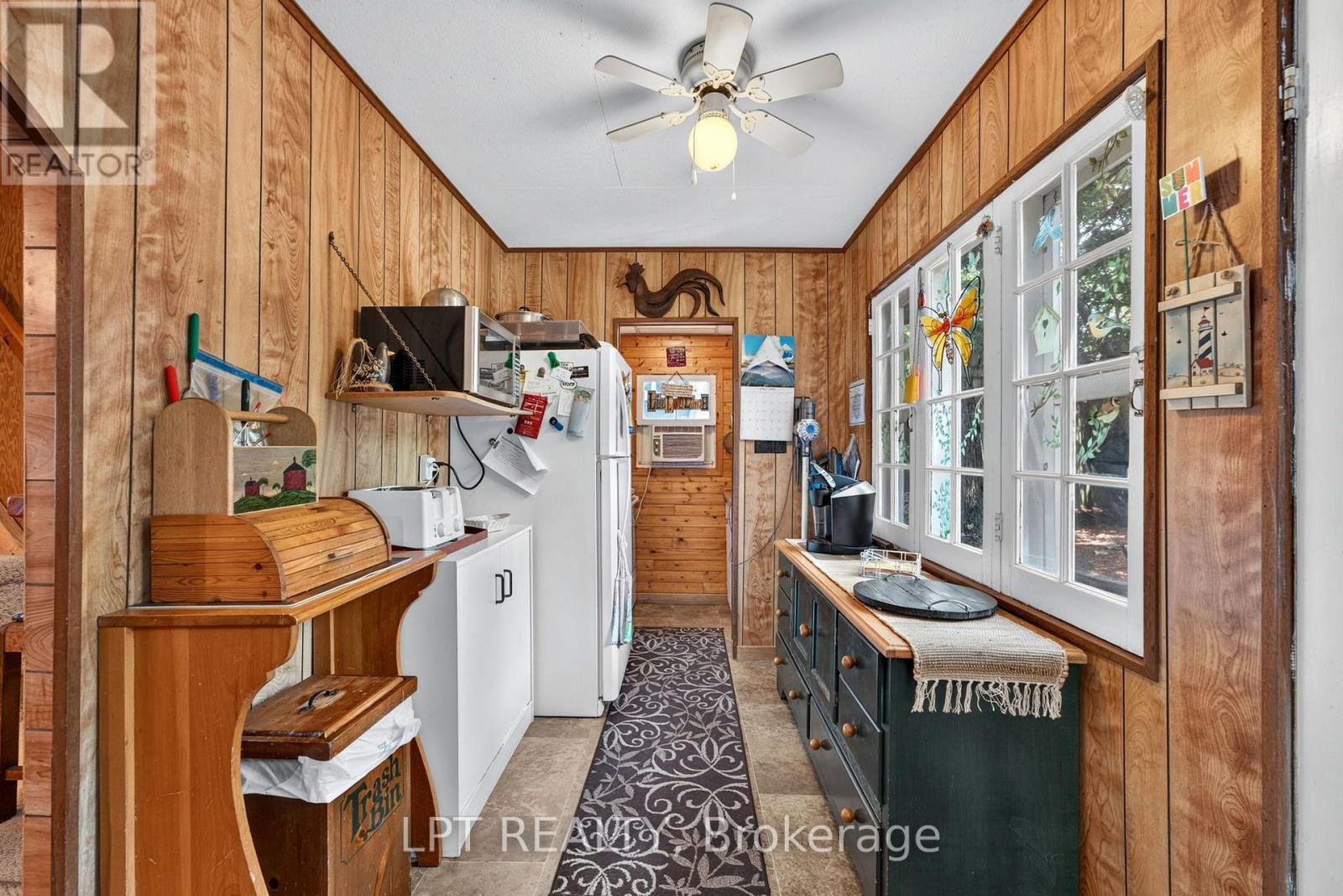 30 Woodward Avenue, Lambton Shores, Ontario  N0M 1T0 - Photo 21 - X13574828