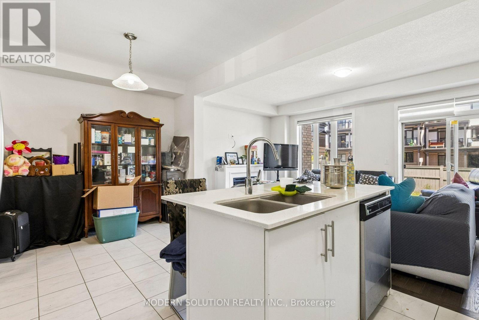 23 Gloria Street, Kitchener, Ontario  N0B 2E0 - Photo 15 - X13553474