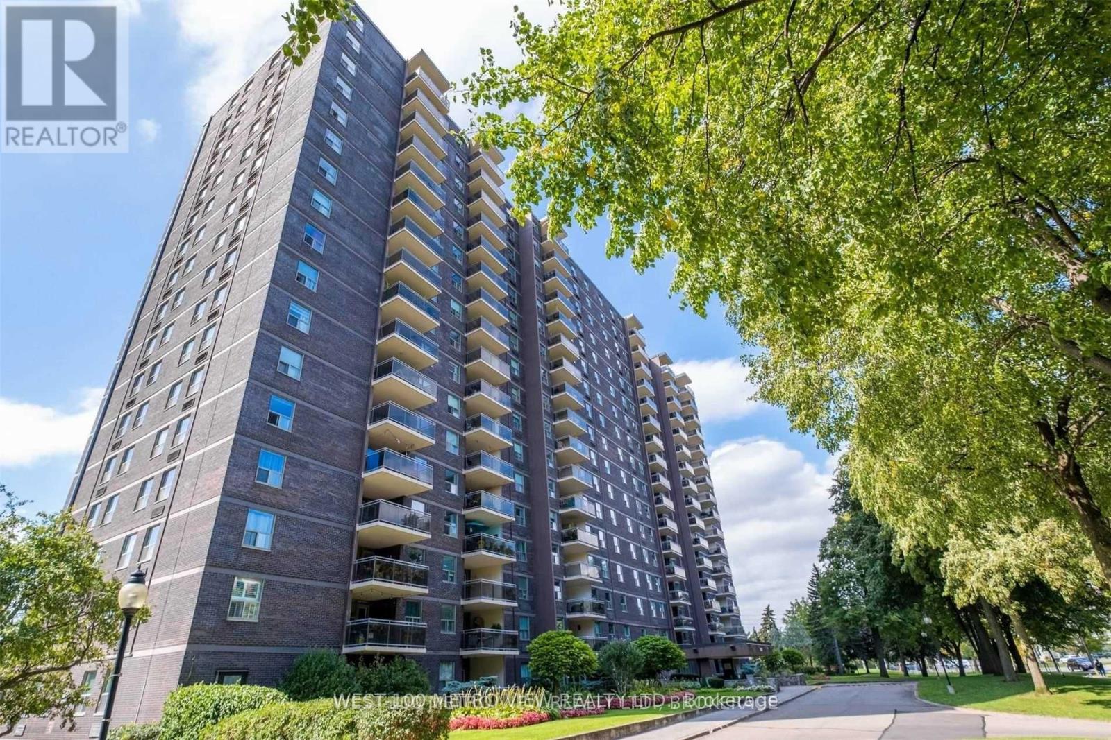 1102 - 966 INVERHOUSE DRIVE, Mississauga (Clarkson)