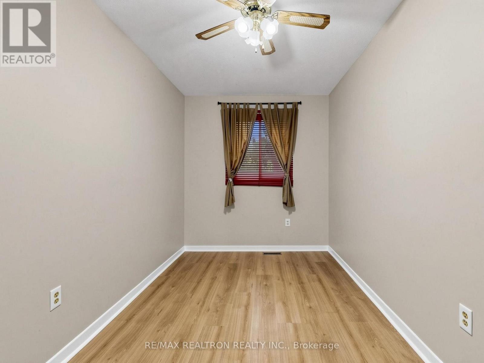 12 Robin Court, Barrie, Ontario  L4M 5M1 - Photo 21 - S13572254