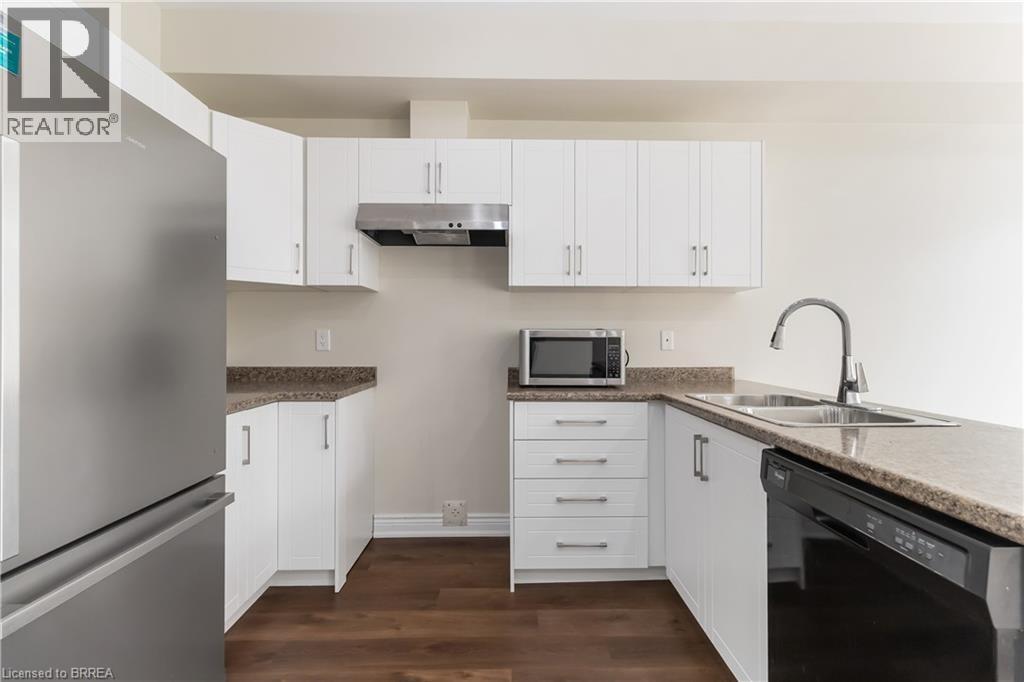 21 Diana Avenue Unit# 132, Brantford, Ontario  N3T 0G7 - Photo 12 - 40846612