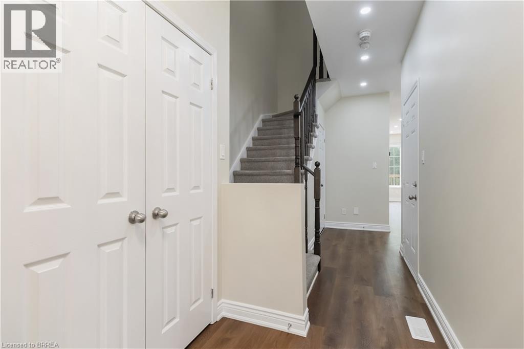 21 Diana Avenue Unit# 132, Brantford, Ontario  N3T 0G7 - Photo 6 - 40846612