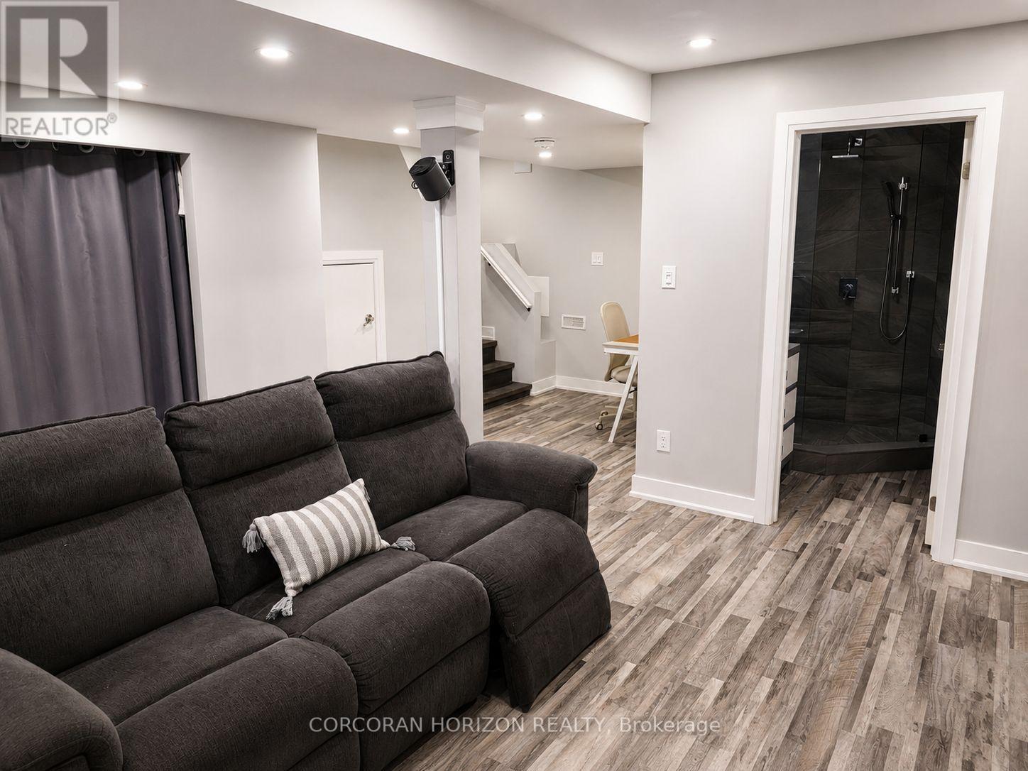 77 Montgomery Avenue, Toronto, Ontario  M4R 1E1 - Photo 37 - C13572180