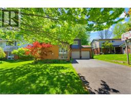 30 JEROME PARK Drive, dundas, Ontario